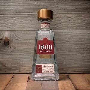 1800 Tequila Reposado 750ml Clear Glass Bottle perfect Label Empty
